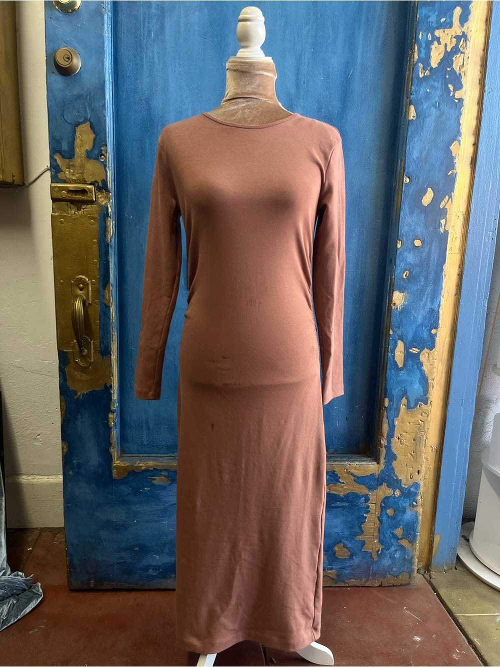Zara Long-Sleeve Midi Dress in Dusty Rose